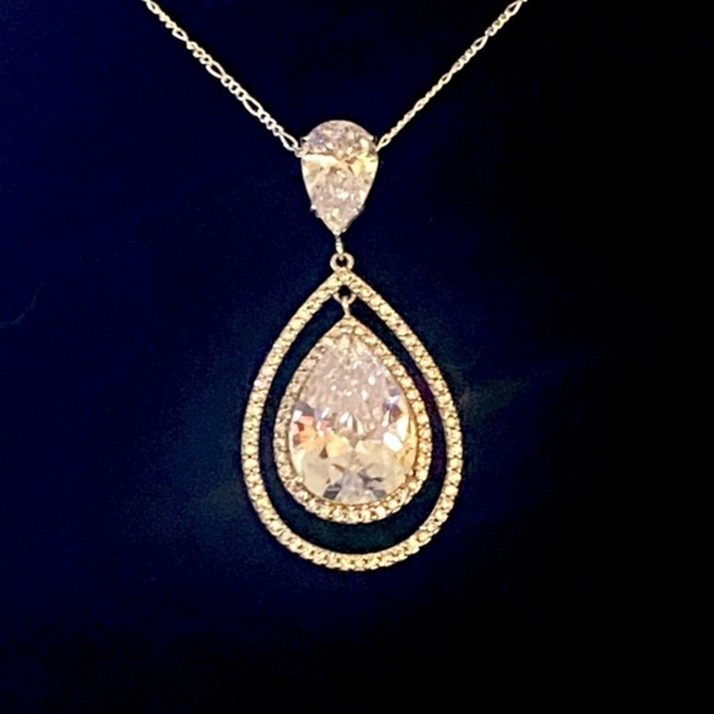SPI Italian 925 Silver Double Pear Shape CZ Stone Pendant Necklace Jewelry - Picture 2 of 6